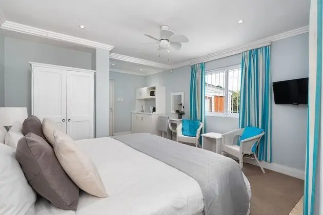 Comfort Oda, 1 Yatak Odası (Pool Facing Room Self Catering - 5)