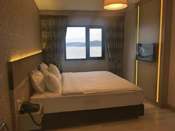 Suit Two Bedrooms