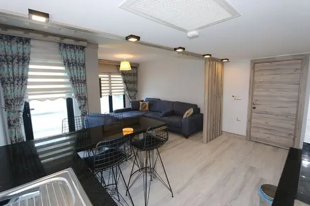Daire-İki Yatak Odalı, Deniz Manzaralı