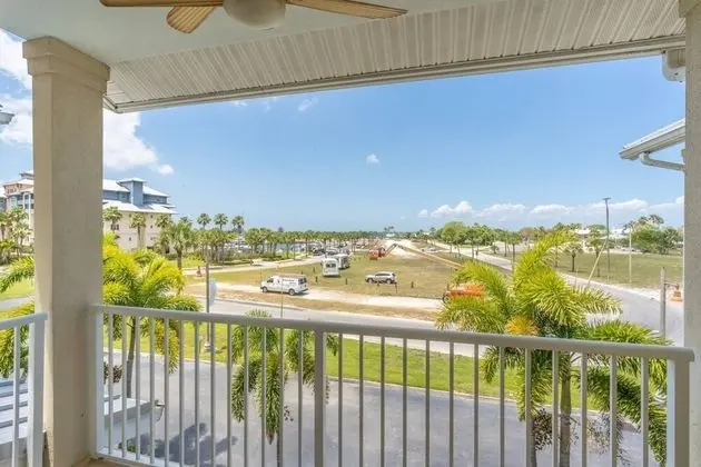 Apart Daire (617 Little Harbor)