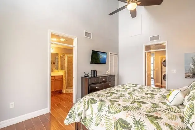 Apart Daire (617 Little Harbor)