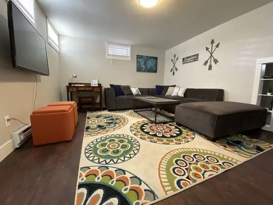 Apart Daire, Birden Çok Yatak, Mutfak, Bahçe Manzaralı (622 W. Laurel St. - Lower)