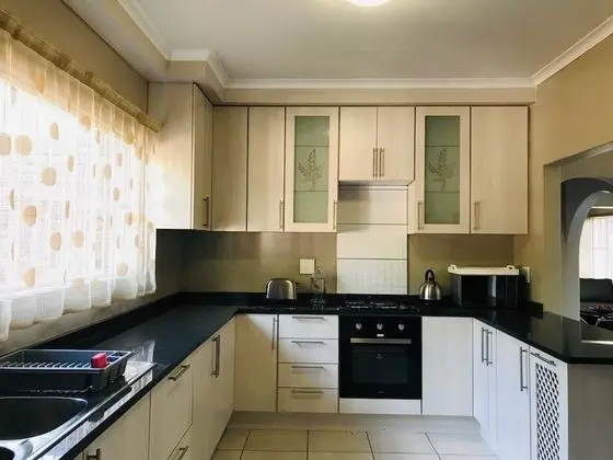 Family Ev, Bahçe Manzaralı