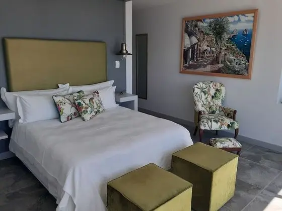 Deluxe Büyük Yataklı Tek Kişilik Oda, Balkon, Deniz Manzaralı