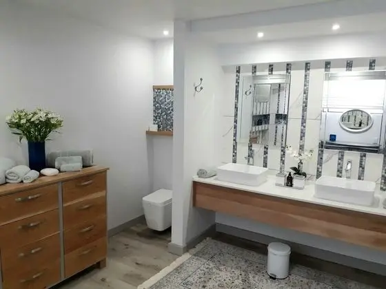 Luxury Tek Büyük Yataklı Oda, Balkon, Deniz Manzaralı