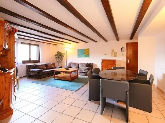 Ev