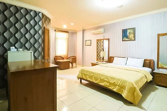 Deluxe Tek Büyük Yataklı Oda