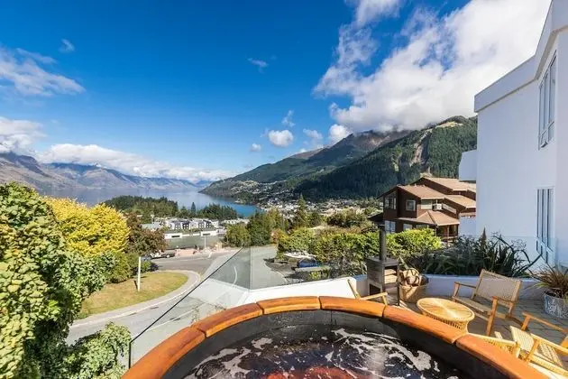 Deluxe Villa