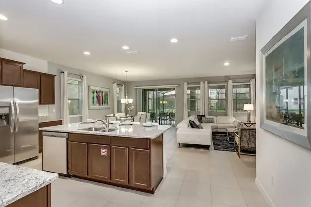 Villa (7028OAKWOOD)