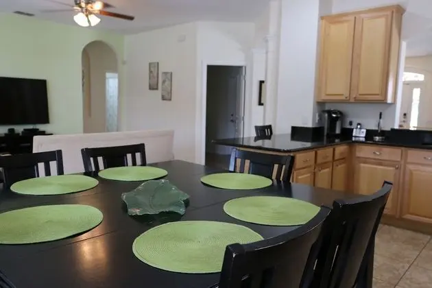 Villa, 6 Yatak Odası, Kişiye Özel Havuzlu