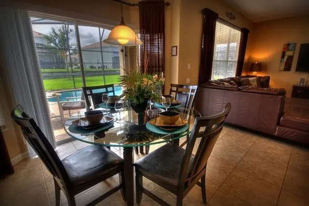 Villa, 6 Yatak Odası, Kişiye Özel Havuzlu