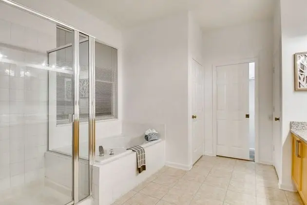 Ev, 6 Yatak Odası, Kişiye Özel Havuzlu (3.5 Bathrooms - 8036)