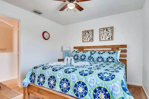 Ev, 6 Yatak Odası, Kişiye Özel Havuzlu (3.5 Bathrooms - 8036)