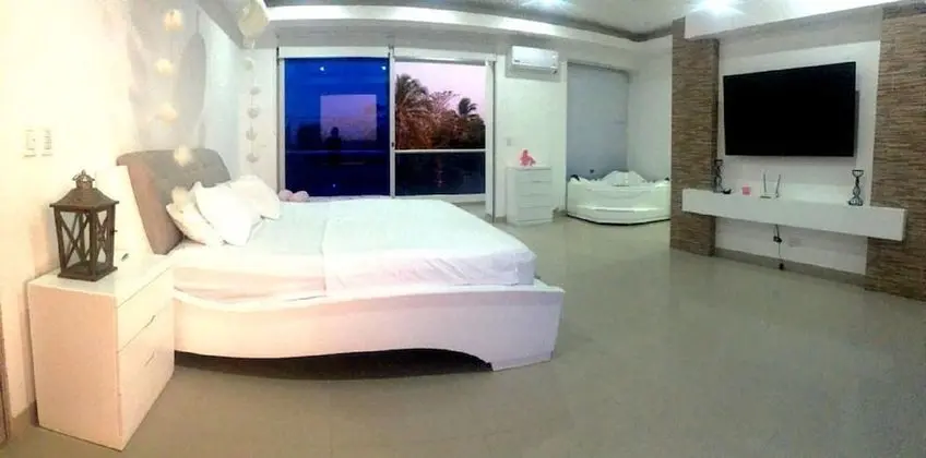 Ev, 6 Yatak Odası, Sigara İçilebilir, Balkon