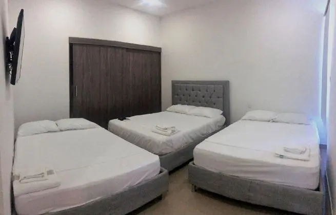 Ev, 6 Yatak Odası, Sigara İçilebilir, Balkon