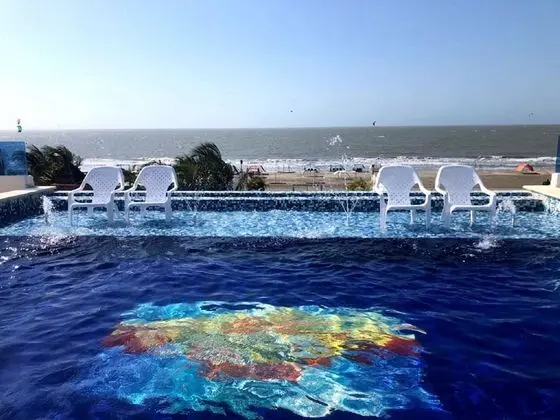 Ev, 6 Yatak Odası, Sigara İçilebilir, Balkon