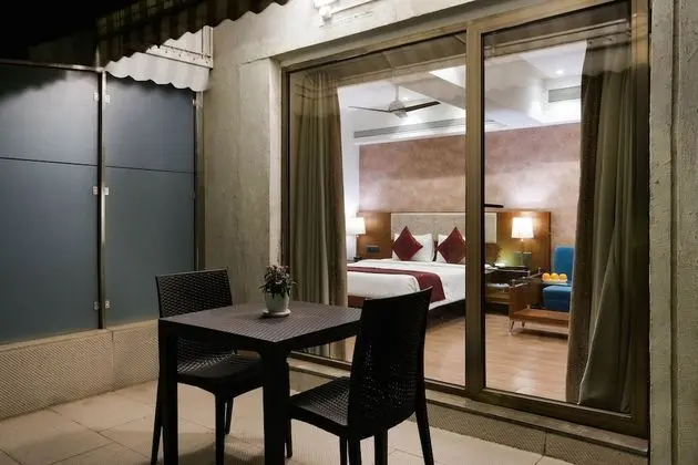 Süit, 1 En Büyük (King) Boy Yatak, Sigara İçilmez, Şehir Manzaralı