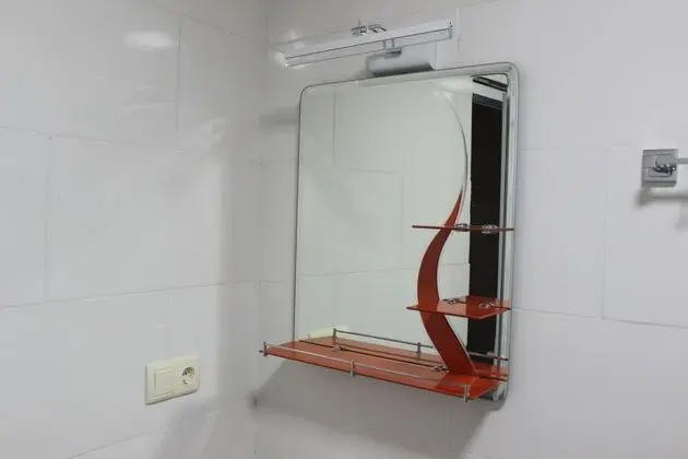 Luxury Tek Büyük Yataklı Oda