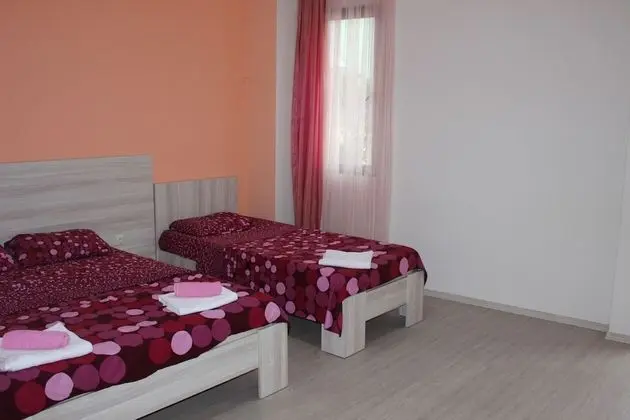 Standard Tek Büyük veya İki Ayrı Yataklı Oda
