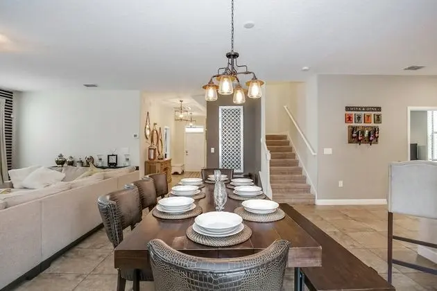 Villa (1432ROLLING)
