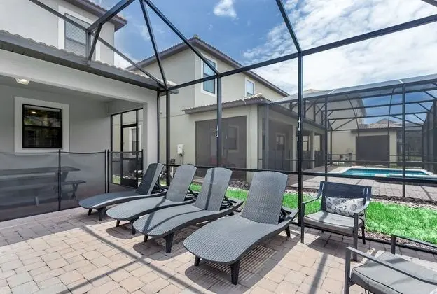 Villa (1432ROLLING)