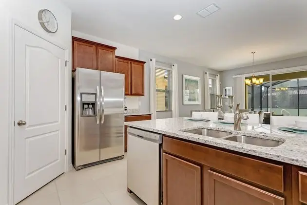 Villa (7036OAKWOOD)