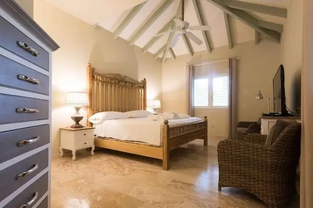 Villa, Birden Çok Yatak Odası, Sıcak Su Havuzu
