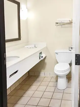 Comfort Oda, 2 Çift Kişilik Yatak, Engellilere Uygun, Sigara İçilmez