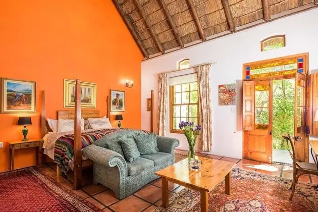 Kır Evi, 1 En Büyük (King) Boy Yatak, Bahçeli