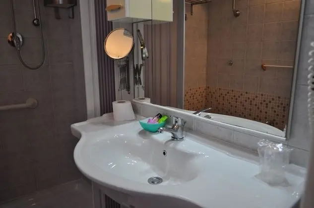 Comfort Tek Kişilik Oda, 1 Tek Kişilik XL Yatak, Özel Banyo, Bahçe Manzaralı