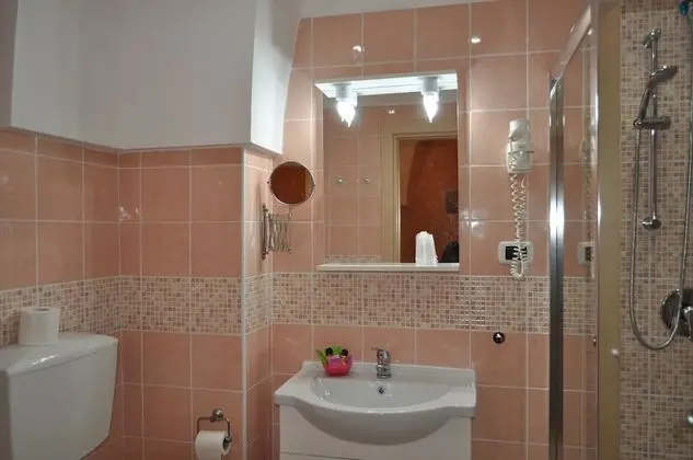 Comfort Üç Kişilik Oda, 1 Yatak Odası, Özel Banyo