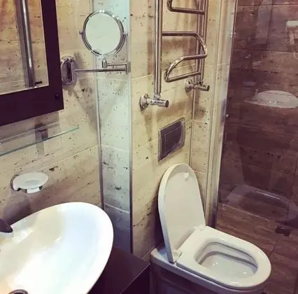 Üç Kişilik Oda
