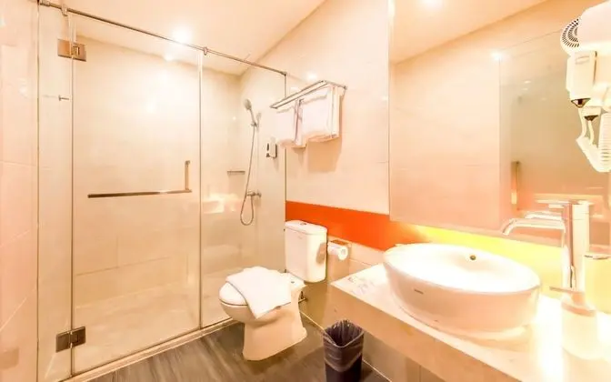 Superior Tek Büyük Yataklı Oda