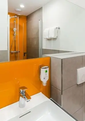 Standard Oda, 1 Çift Kişilik Yatak