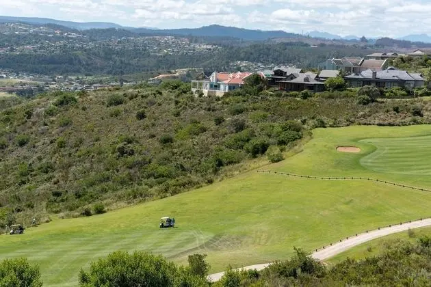 Comfort Sıra Ev, Birden Çok Yatak, Sigara İçilmez, Golf Manzaralı