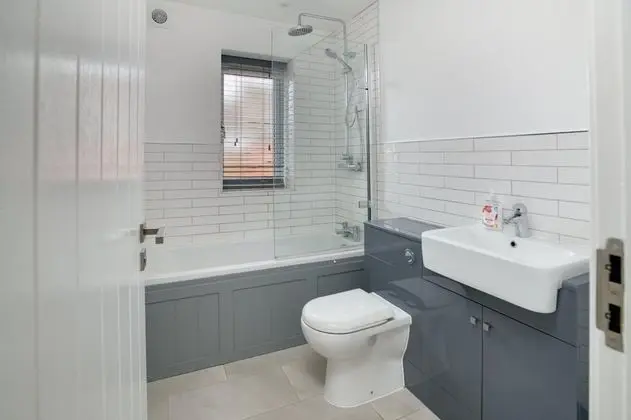 Ev, Özel Banyo, Şehir Manzaralı