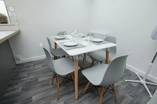 Ev, Özel Banyo, Şehir Manzaralı