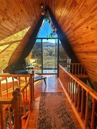 King Room, Dağ Manzaralı, Şömineli ve Jakuzili