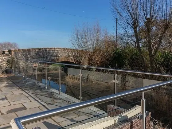 Kır Evi, Özel Banyo, Kanal Manzaralı