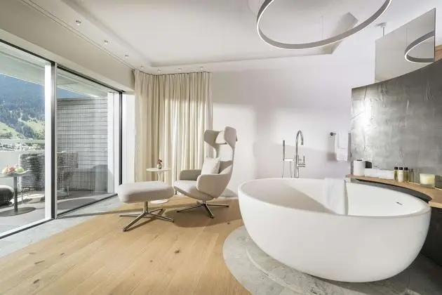 Deluxe Oda, 1 Yatak Odası, Balkon, Dağ Manzaralı (Spa)