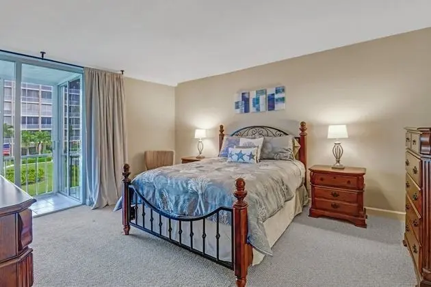 Daire (7150 Estero Blvd 205)