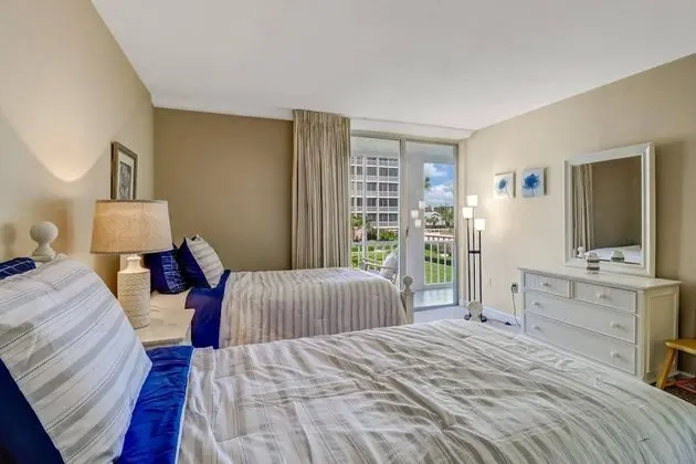 Daire (7150 Estero Blvd 205)