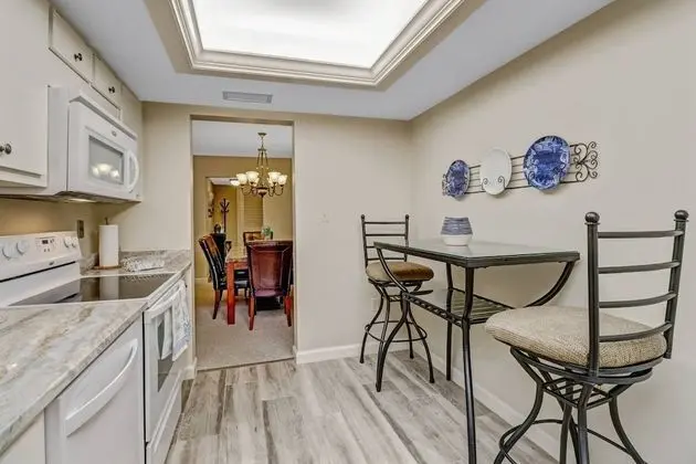 Daire (7150 Estero Blvd 205)