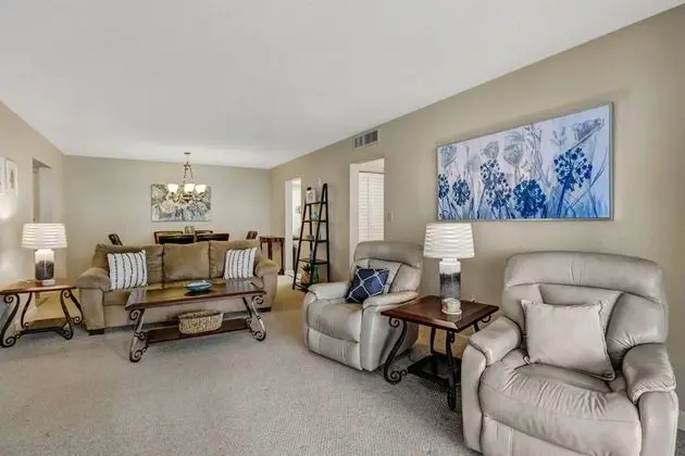 Daire (7150 Estero Blvd 205)