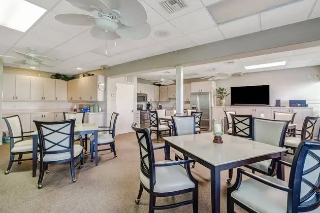 Daire (7150 Estero Blvd 205)