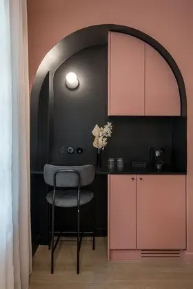 Business Tek Büyük Yataklı Oda