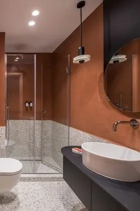 Comfort Tek Büyük Yataklı Oda