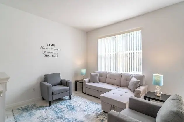 Apart Daire (727 Regal Palms)
