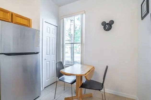 Apart Daire (727 Regal Palms)