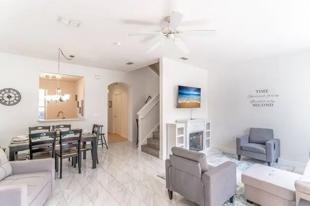 Apart Daire (727 Regal Palms)